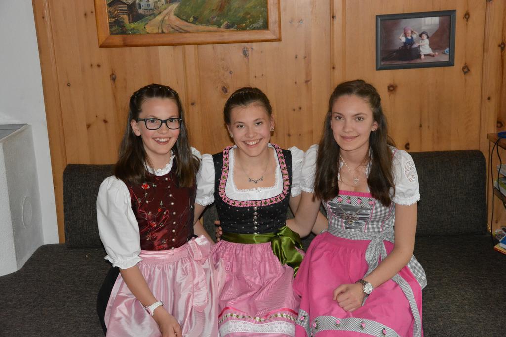 Familie Neunhaeuserer Neustift im Stubaital Exterior foto